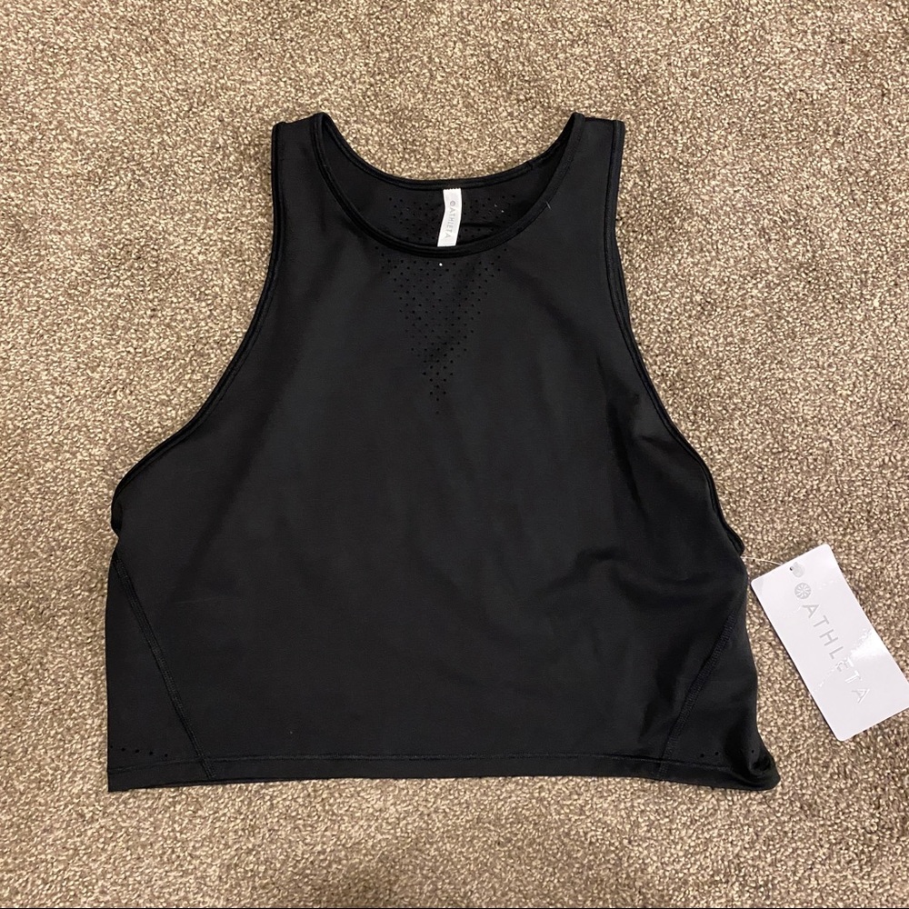 Athleta Accelerate Tank Size Large